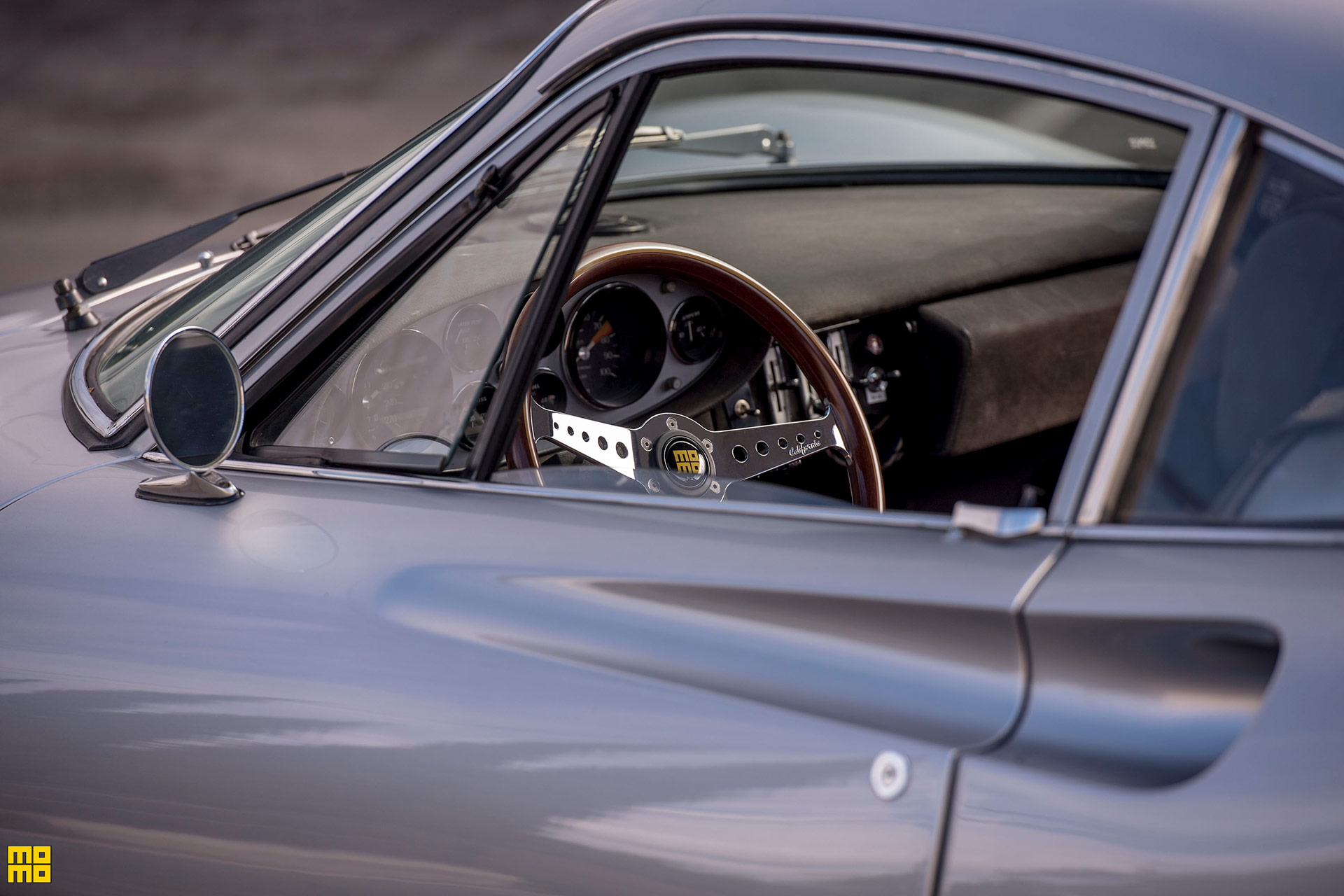1972 Ferrari Dino – MOMO California Heritage Steering Wheel