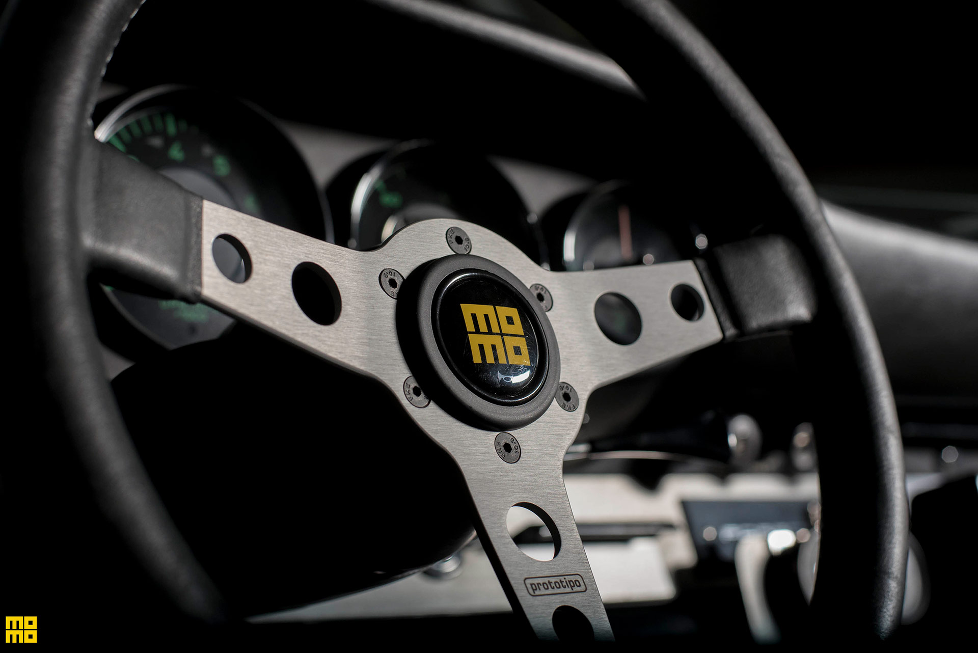 Yellow Porsche 911 - Momo Heritage Prototipo Steering Wheel in Silver