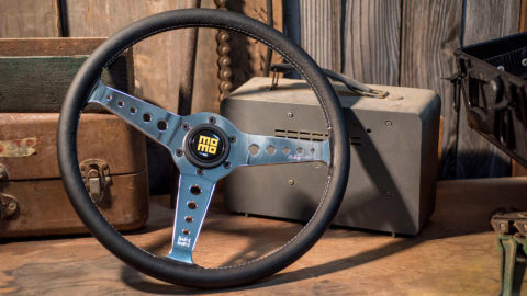 MOMO California Heritage Steering Wheel